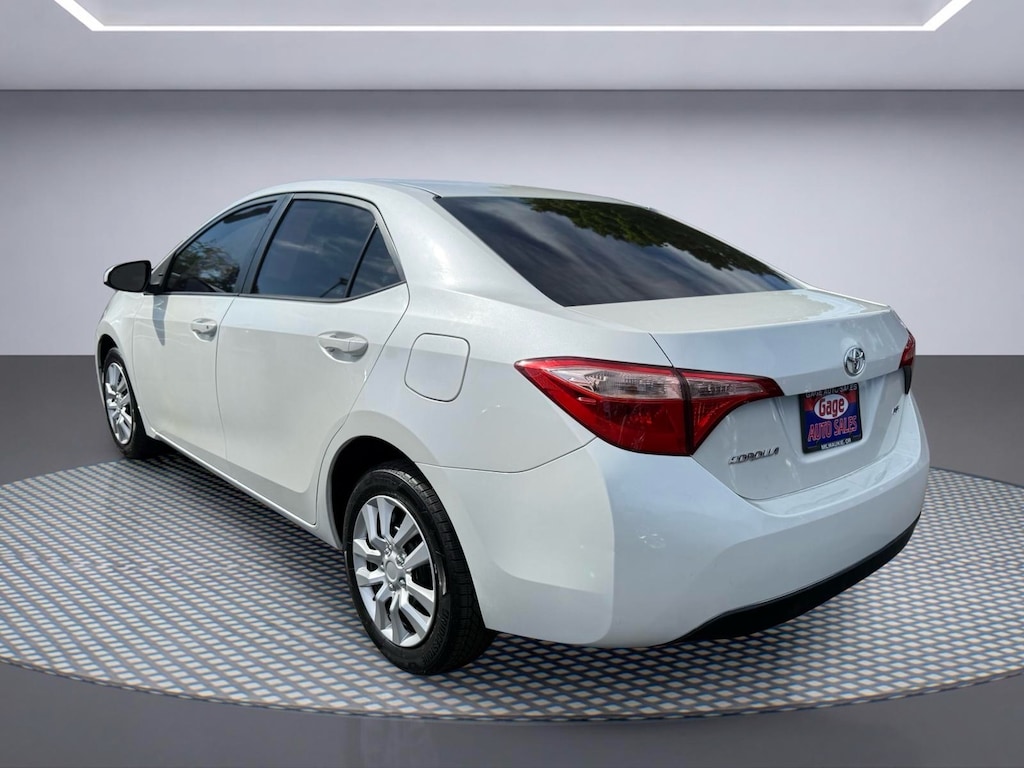 Used 2017 Toyota Corolla LE Sedan