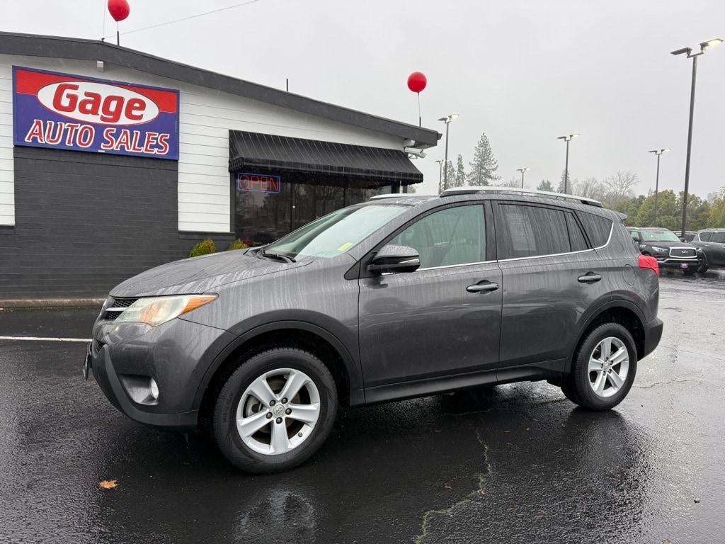 Used 2013 Toyota RAV4 XLE SUV