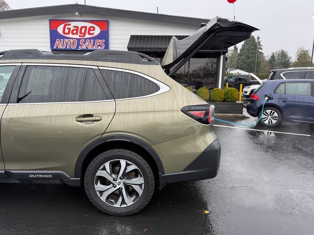 2020 Subaru Outback Limited - Photo 8