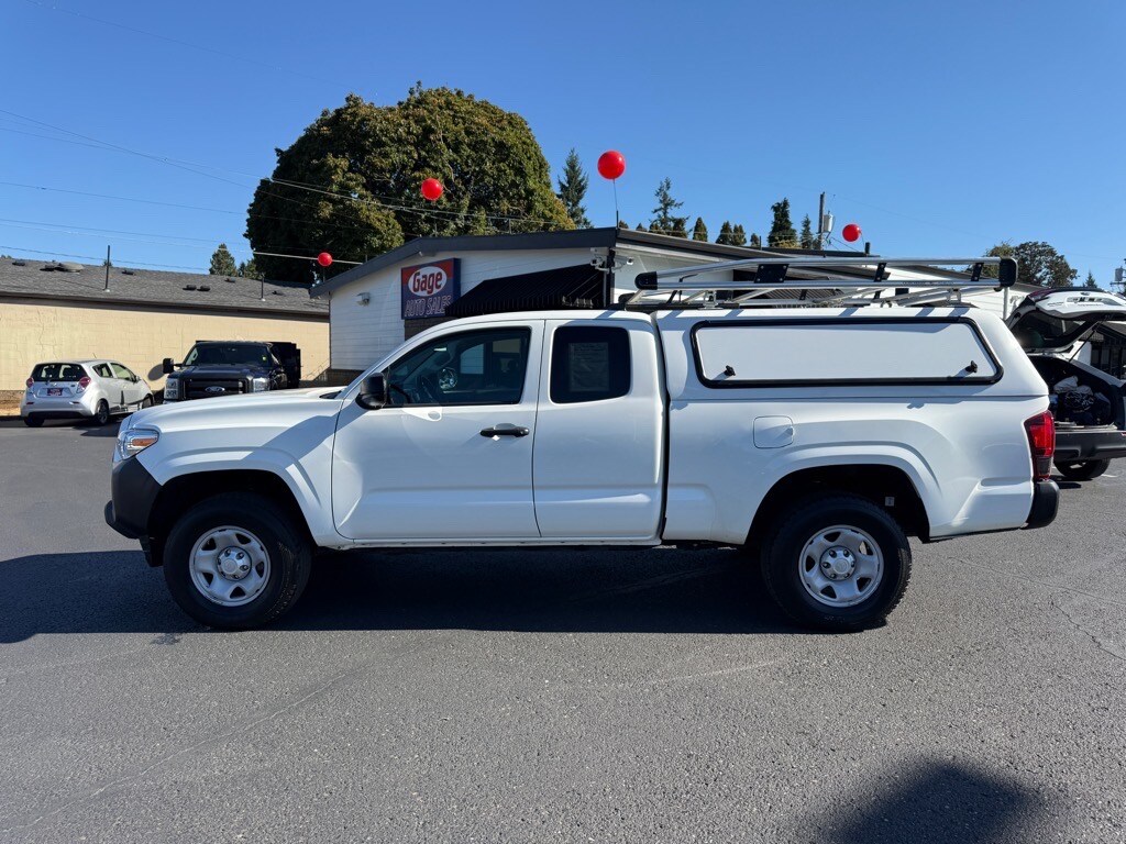 2021 Toyota Tacoma SR photo 3