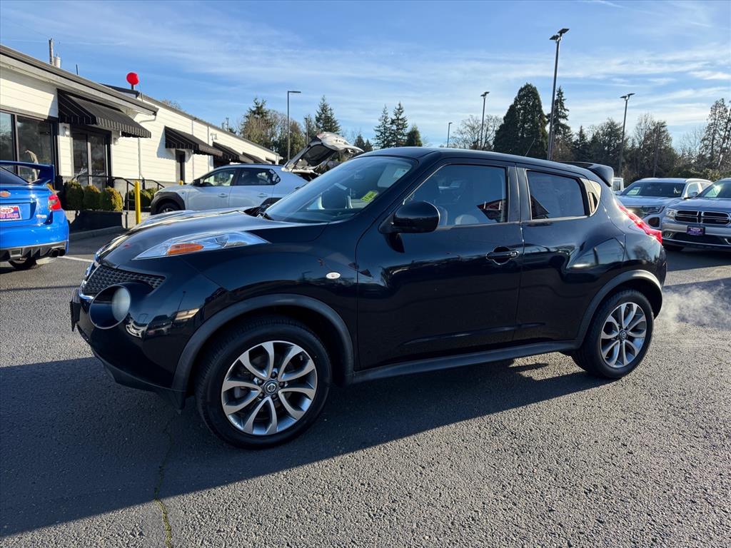 2012 Nissan JUKE SV's photo