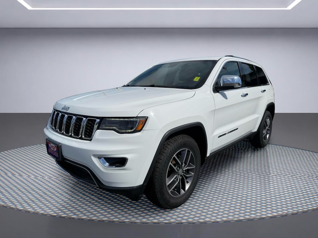 Used 2017 Jeep Grand Cherokee Limited SUV