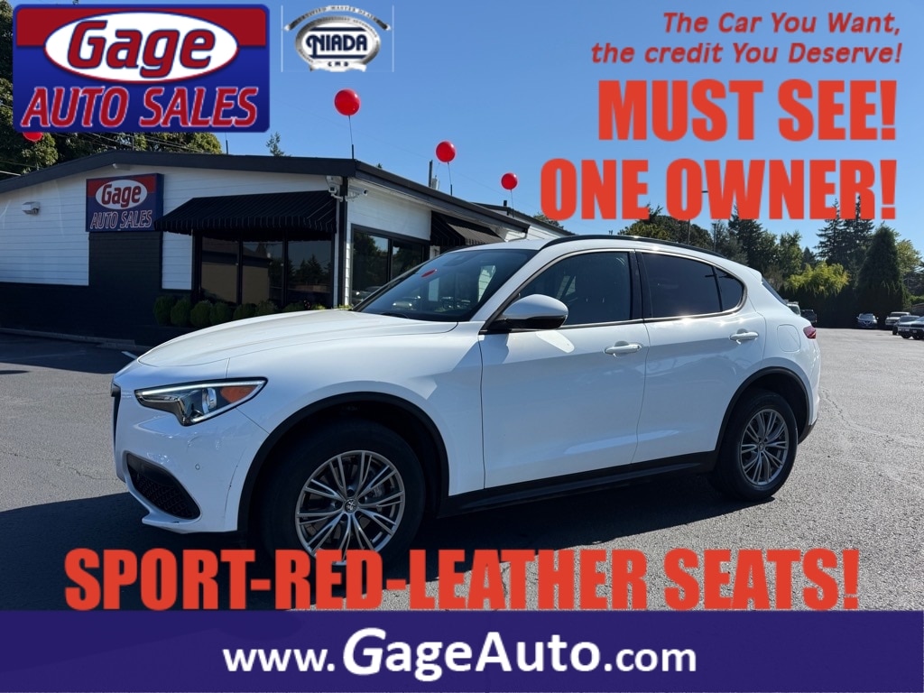 2022 Alfa Romeo Stelvio Base