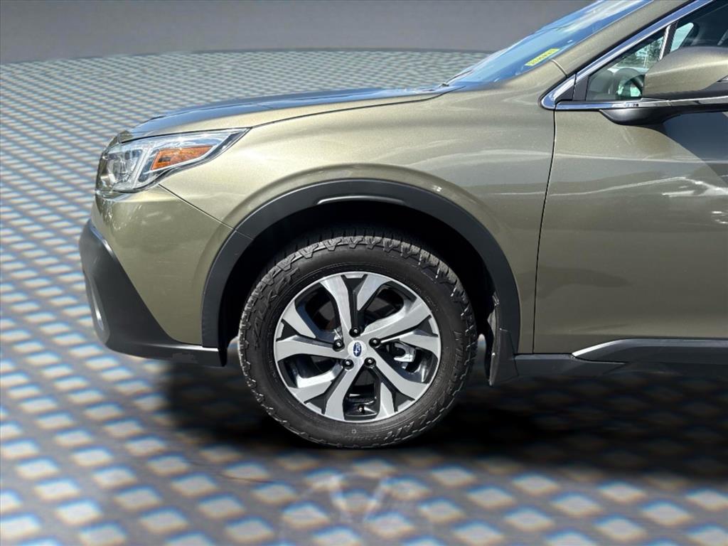 2020 Subaru Outback Limited - Photo 13