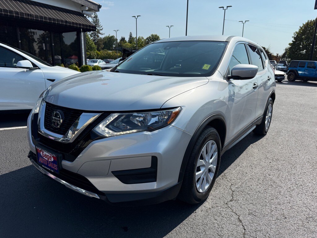 2019 Nissan Rogue S photo 2