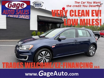 2016 Volkswagen e-Golf SE Hatchback