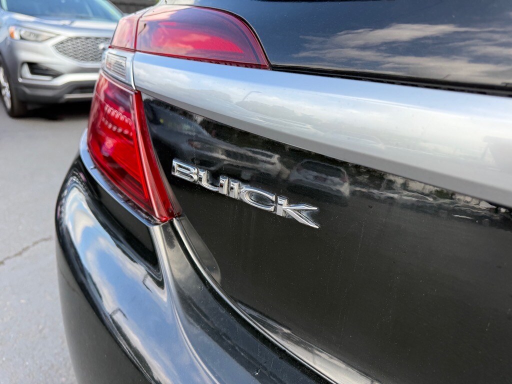 2016 Buick Regal GS photo 4