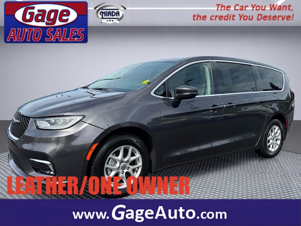 Used 2023 Chrysler Pacifica Touring L Van Passenger Van