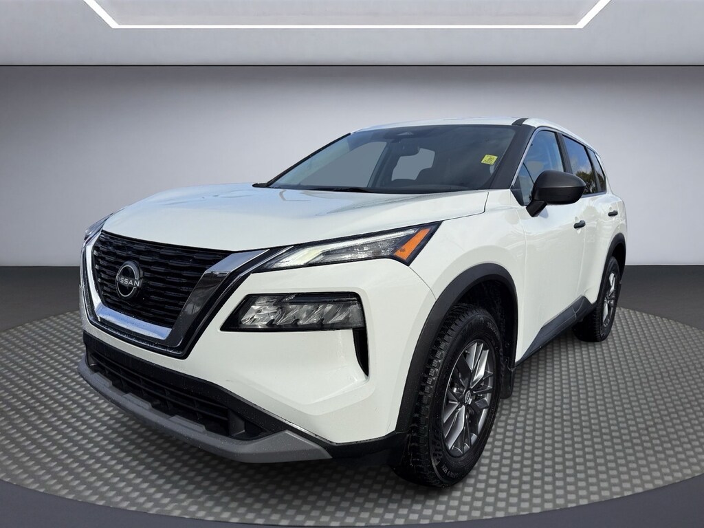 Used 2023 Nissan Rogue S SUV