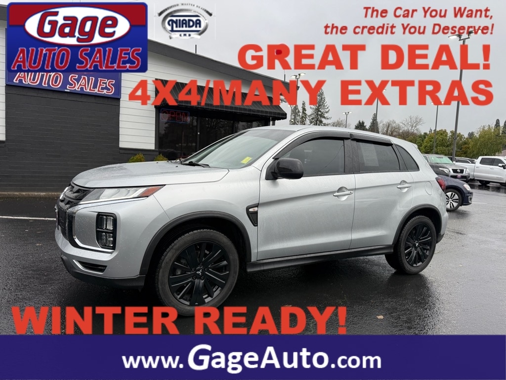 2022 Mitsubishi Outlander Sport LE's photo