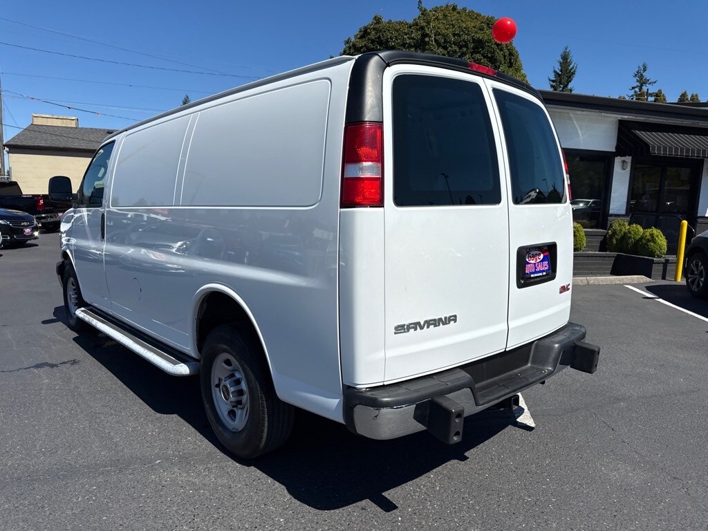 2017 Gmc Savana 2500 Cargo photo 4