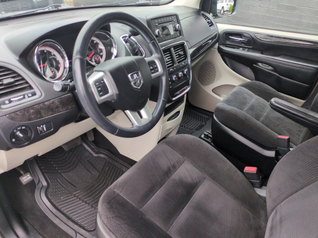 Used 2014 Dodge Grand Caravan American Value Package American Value Package Mini-Van