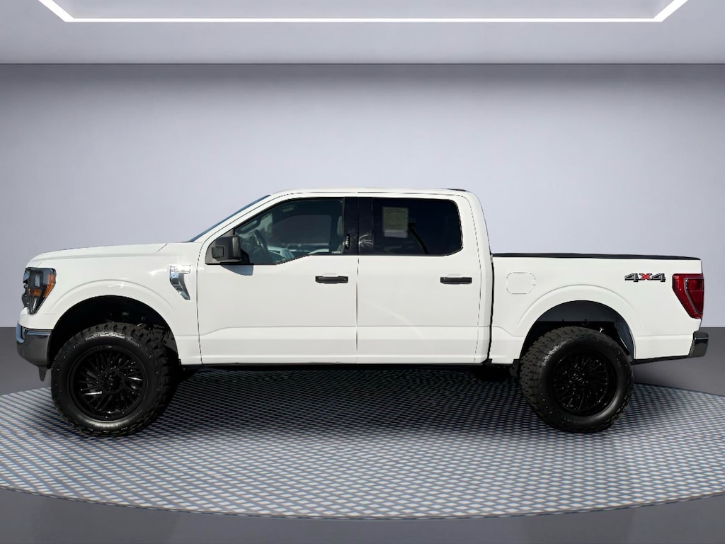 Used 2023 Ford F-150 XLT Truck SuperCrew Cab