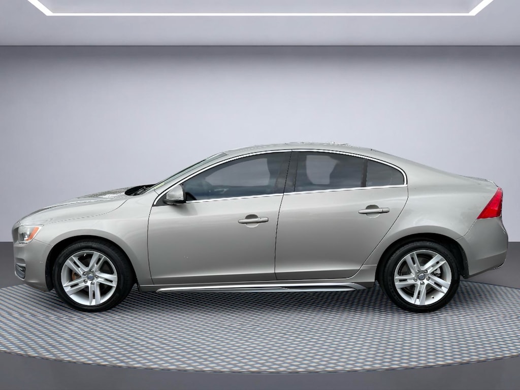 Used 2015 Volvo S60 T5 Drive-E Platinum Sedan