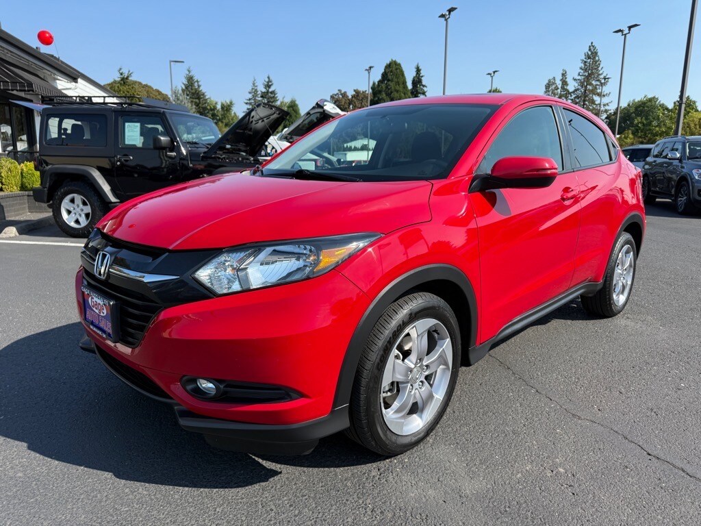 2017 Honda HR-V EX photo 2