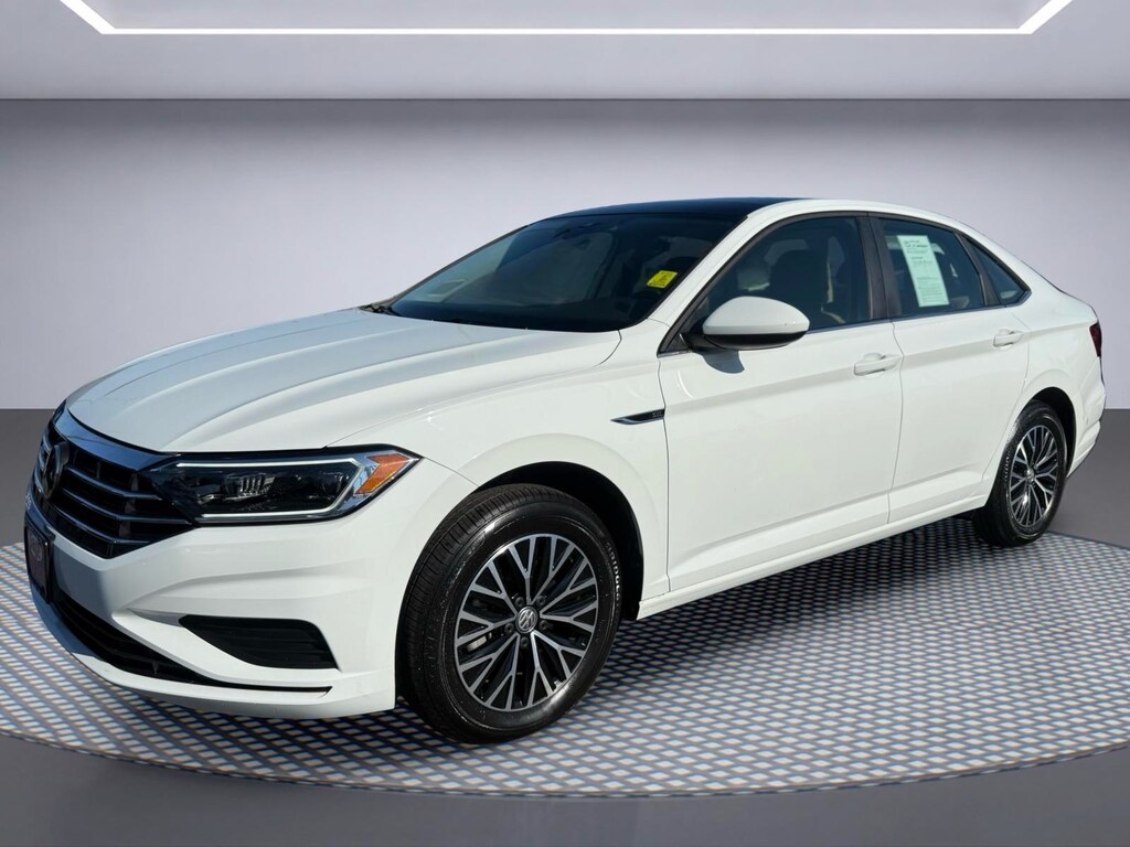 Used 2019 Volkswagen Jetta SEL Sedan