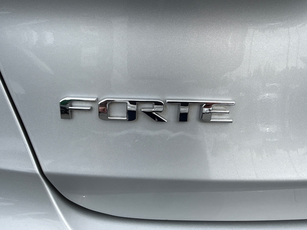 Used 2016 Kia Forte LX Sedan