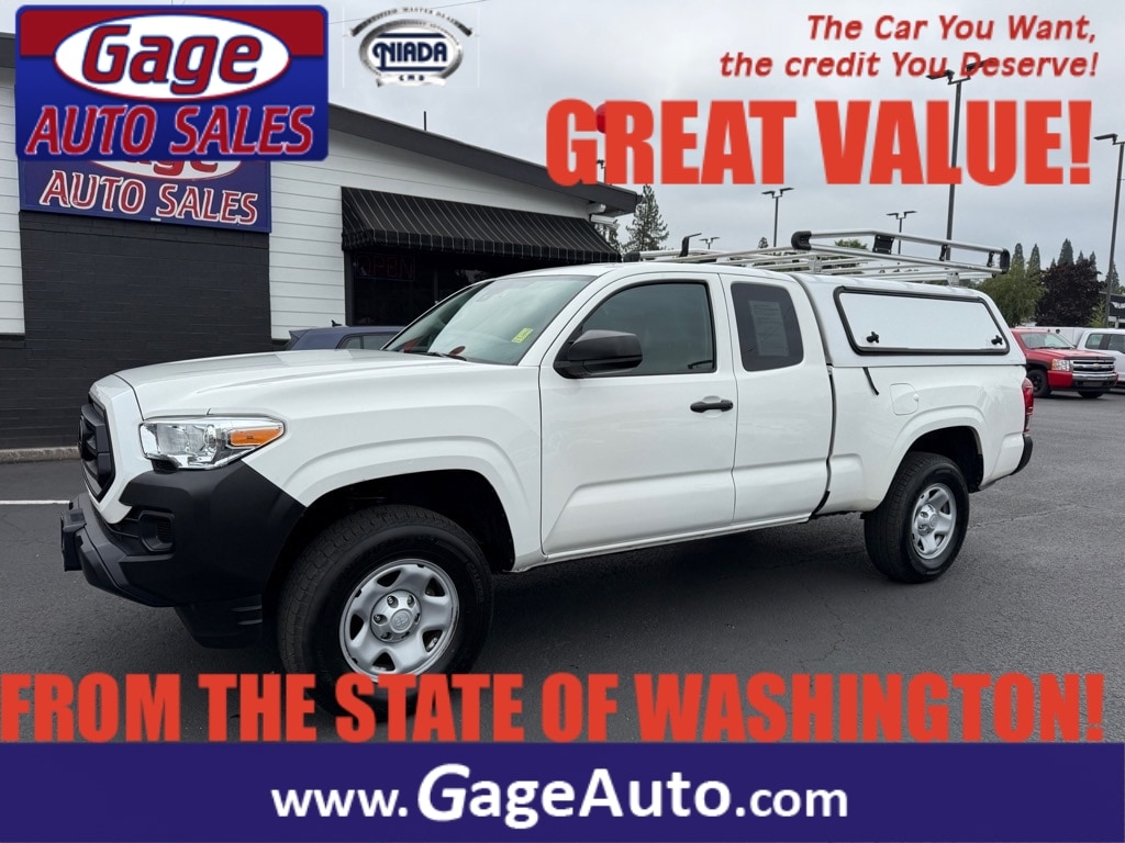 2022 Toyota Tacoma SR's photo