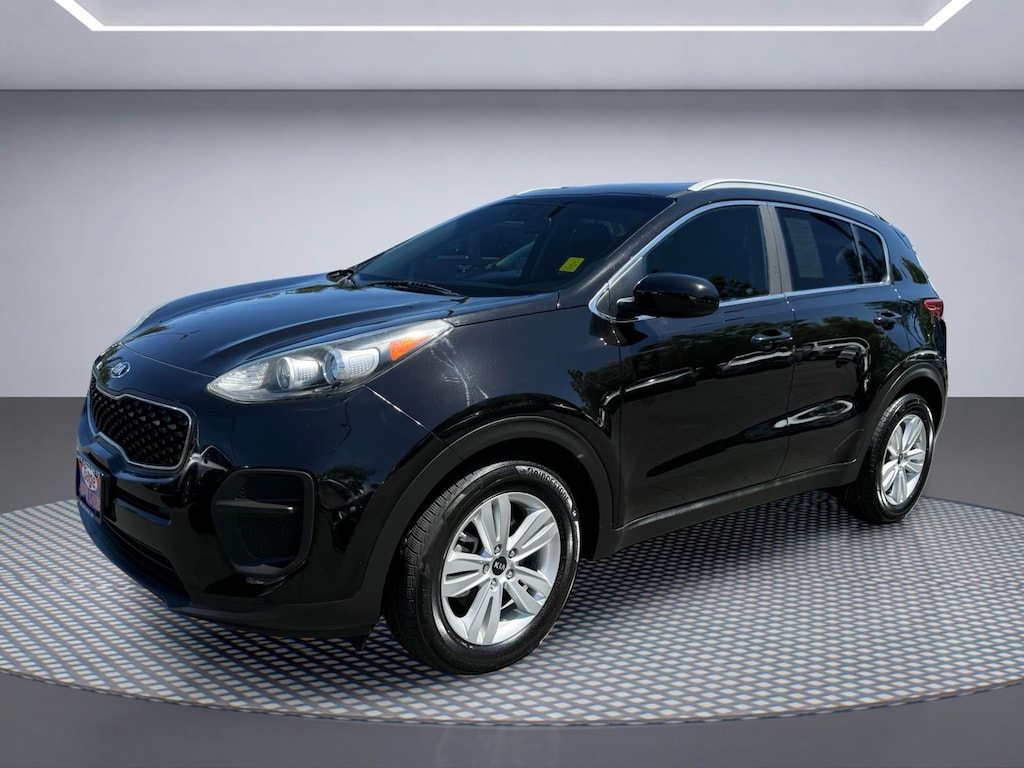 Used 2018 Kia Sportage LX SUV