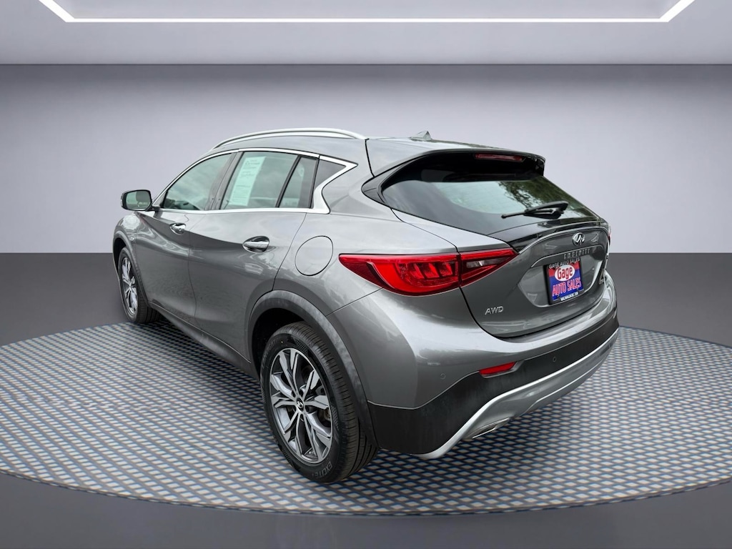 Used 2017 INFINITI QX30 Premium SUV