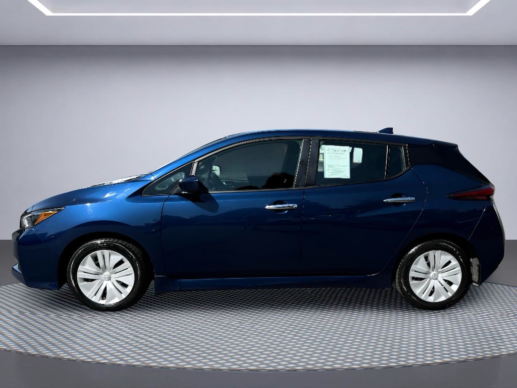 Used 2023 Nissan Leaf S Hatchback