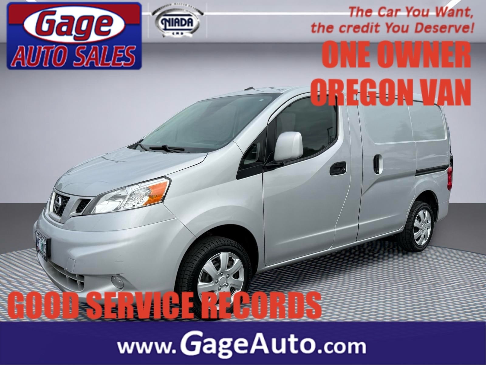 2021 Nissan NV200 SV's photo