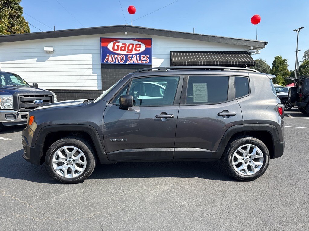 2017 Jeep Renegade Latitude North Edition photo 2