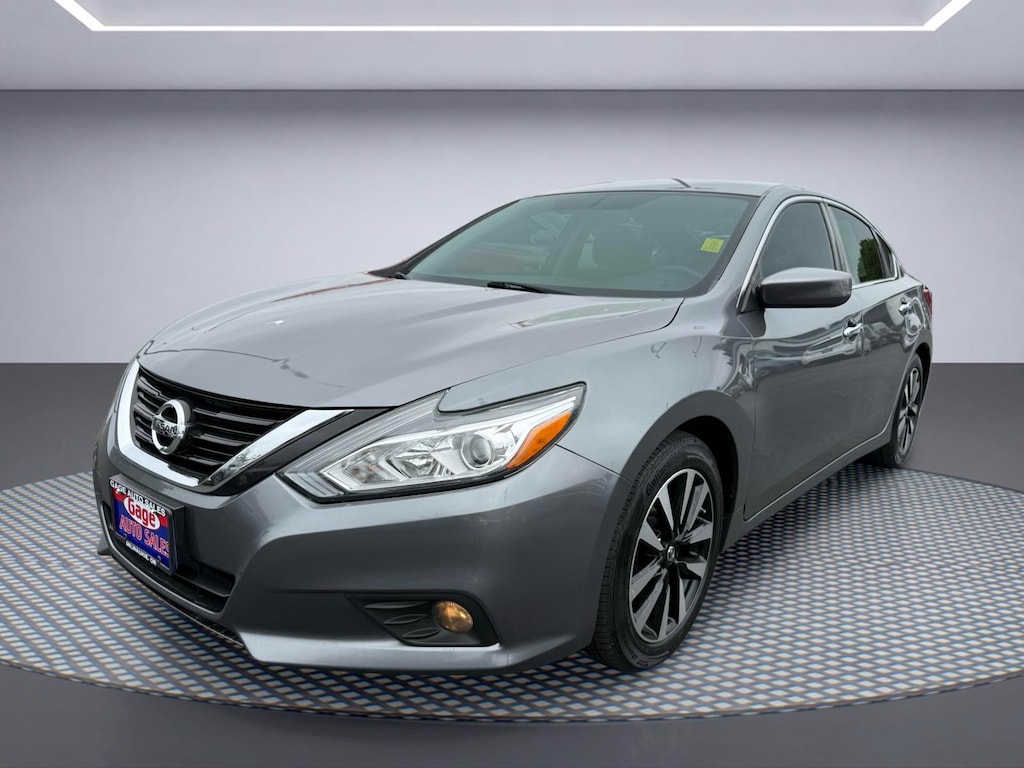 Used 2018 Nissan Altima 2.5 SV Sedan