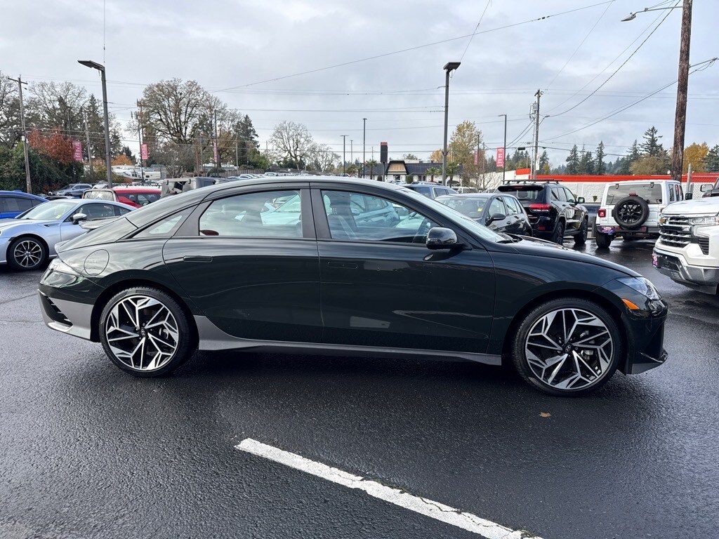 2023 Hyundai Ioniq 6 SEL photo 4