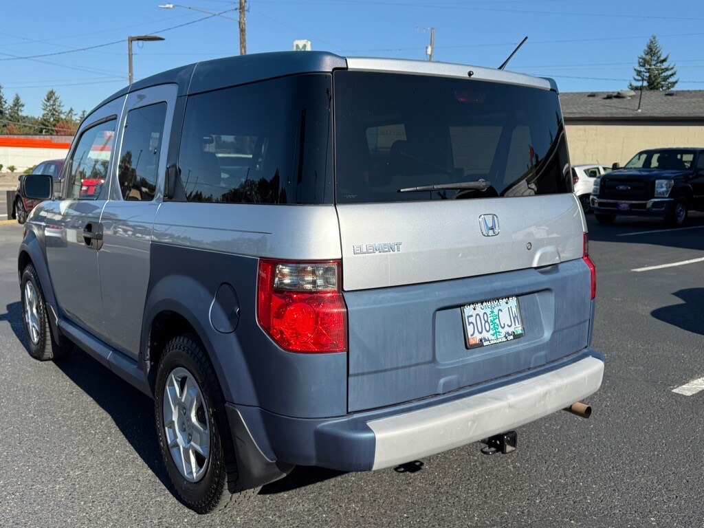 2006 Honda Element LX photo 2