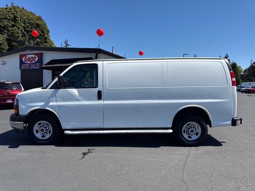 2017 Gmc Savana 2500 Cargo photo 3