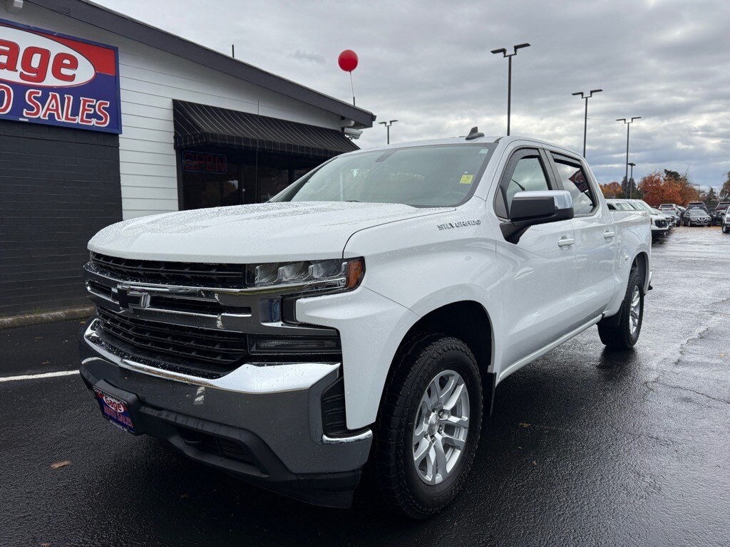 2020 Chevrolet Silverado 1500 LT photo 2