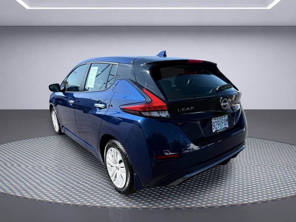 Used 2023 Nissan Leaf S Hatchback