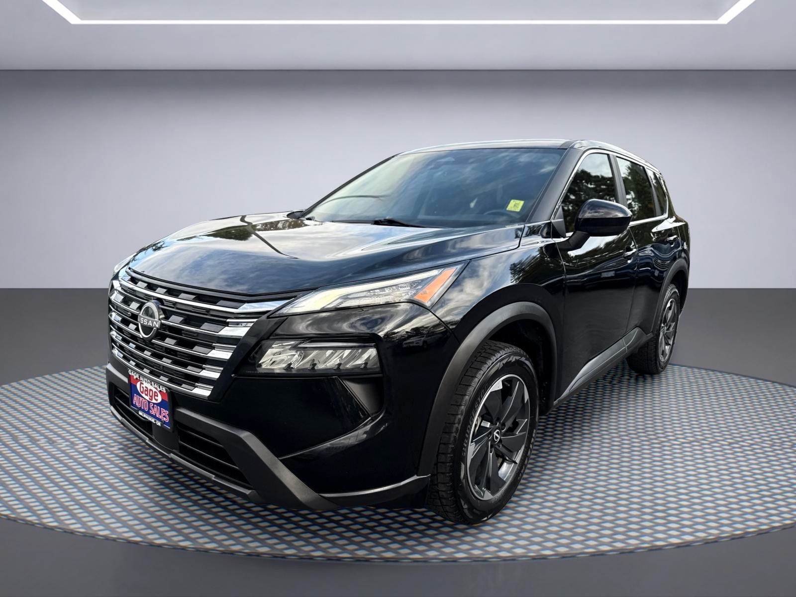 Used 2024 Nissan Rogue SV SUV