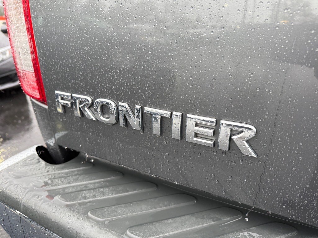 Used 2019 Nissan Frontier SV Truck Crew Cab