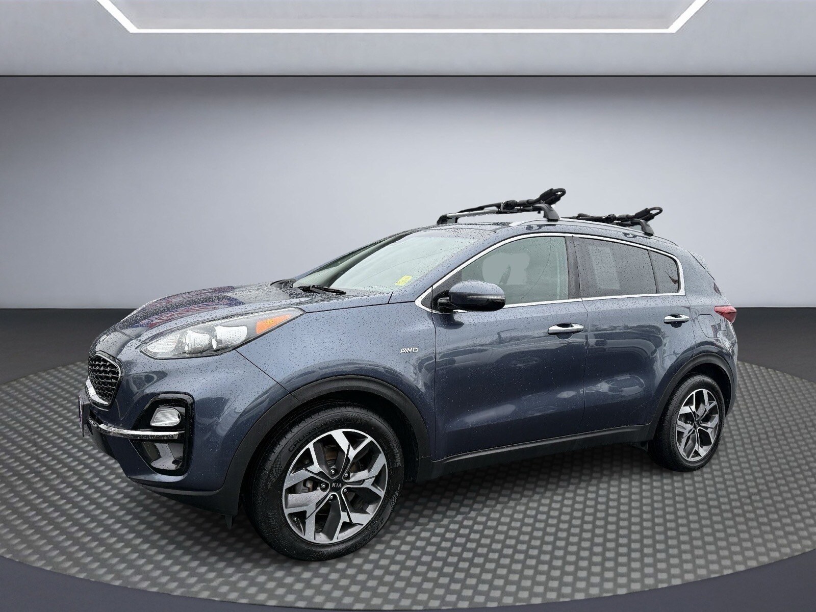 2020 Kia Sportage EX - Photo 2
