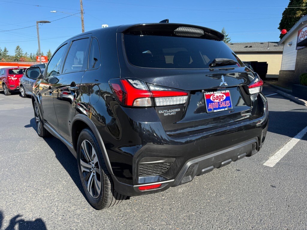 2021 Mitsubishi Outlander Sport SE photo 4