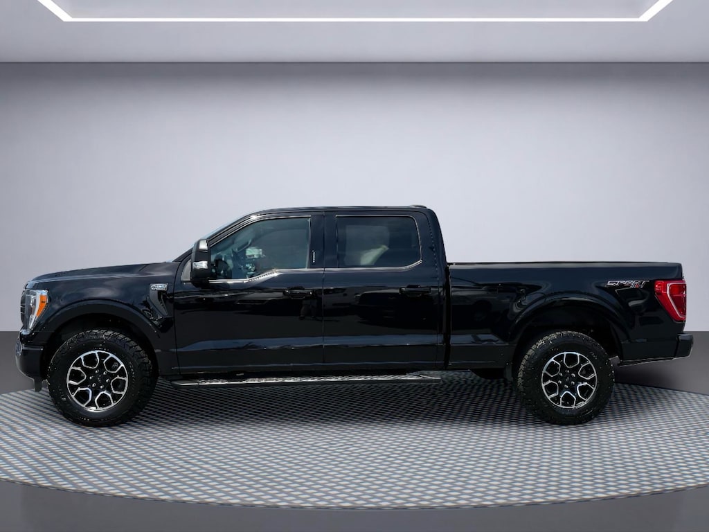 Used 2022 Ford F-150 XLT Truck SuperCrew Cab