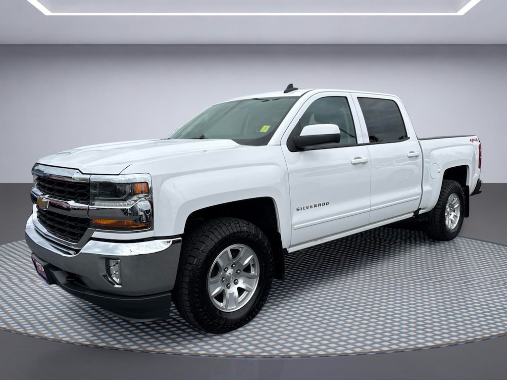 Used 2018 Chevrolet Silverado 1500 LT Truck Crew Cab