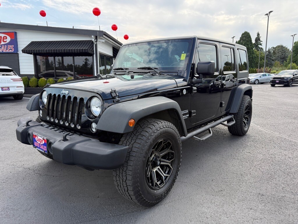 2015 Jeep Wrangler Unlimited Sport photo 2