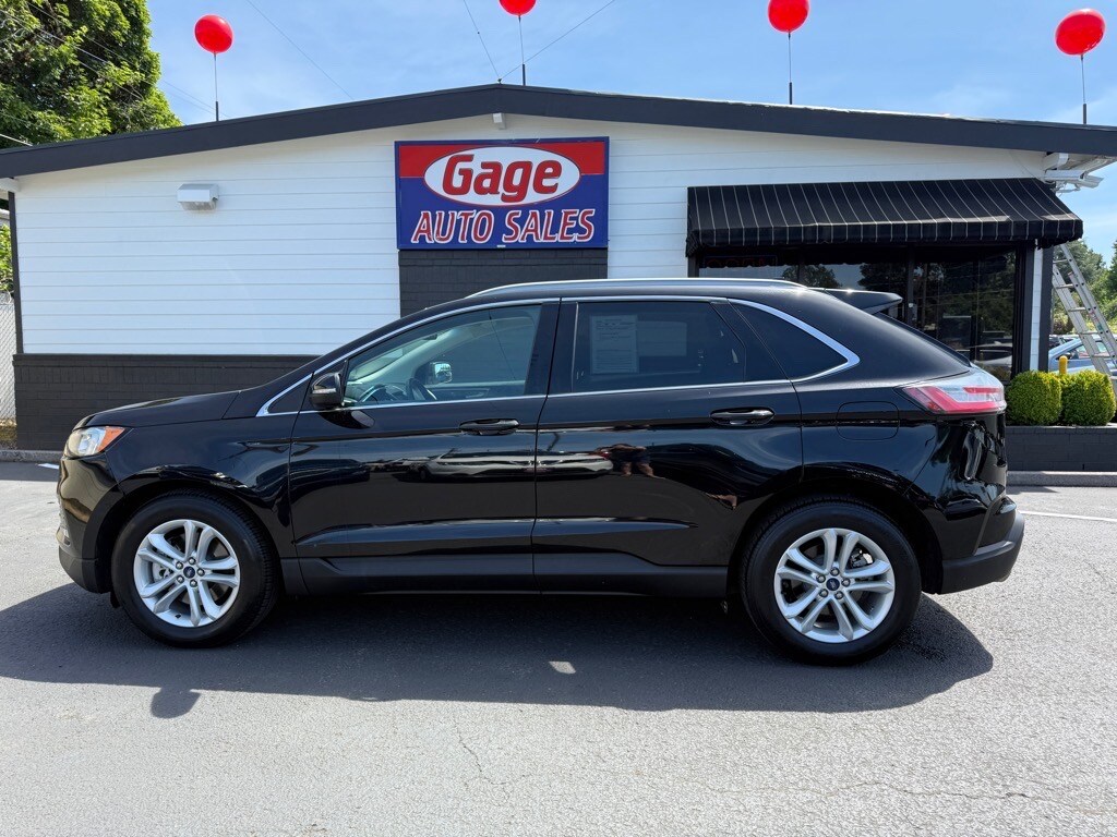 2020 Ford Edge SEL photo 3