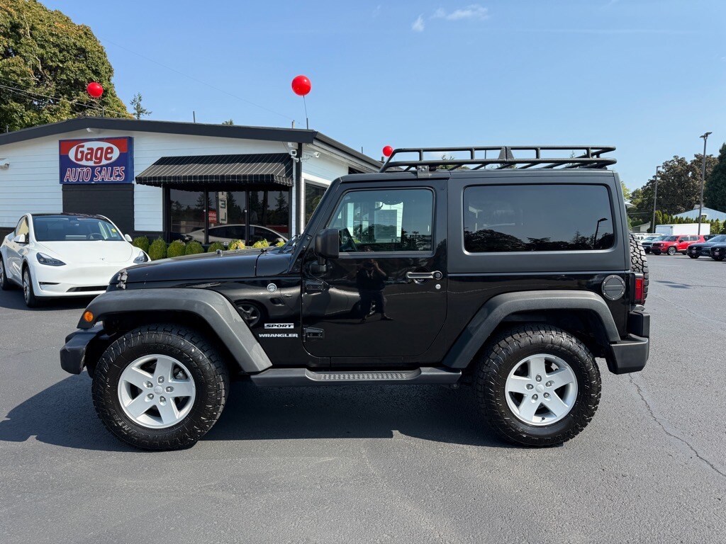 2017 Jeep Wrangler Sport photo 3