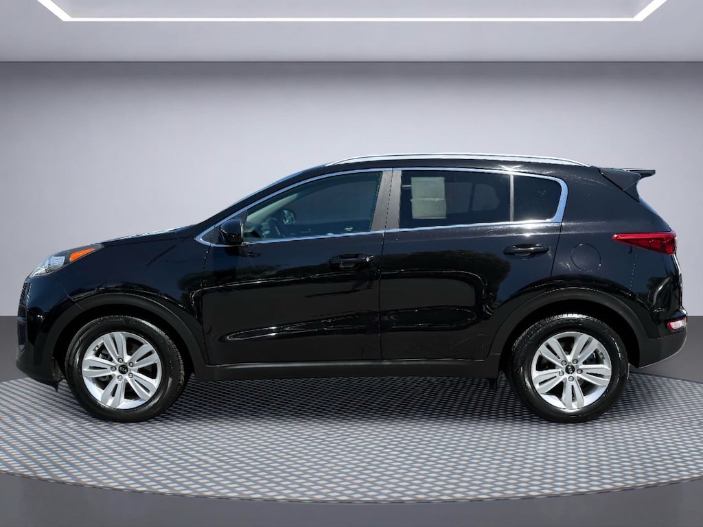 Used 2018 Kia Sportage LX SUV