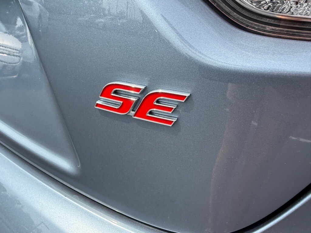 2020 Toyota Corolla SE photo 4