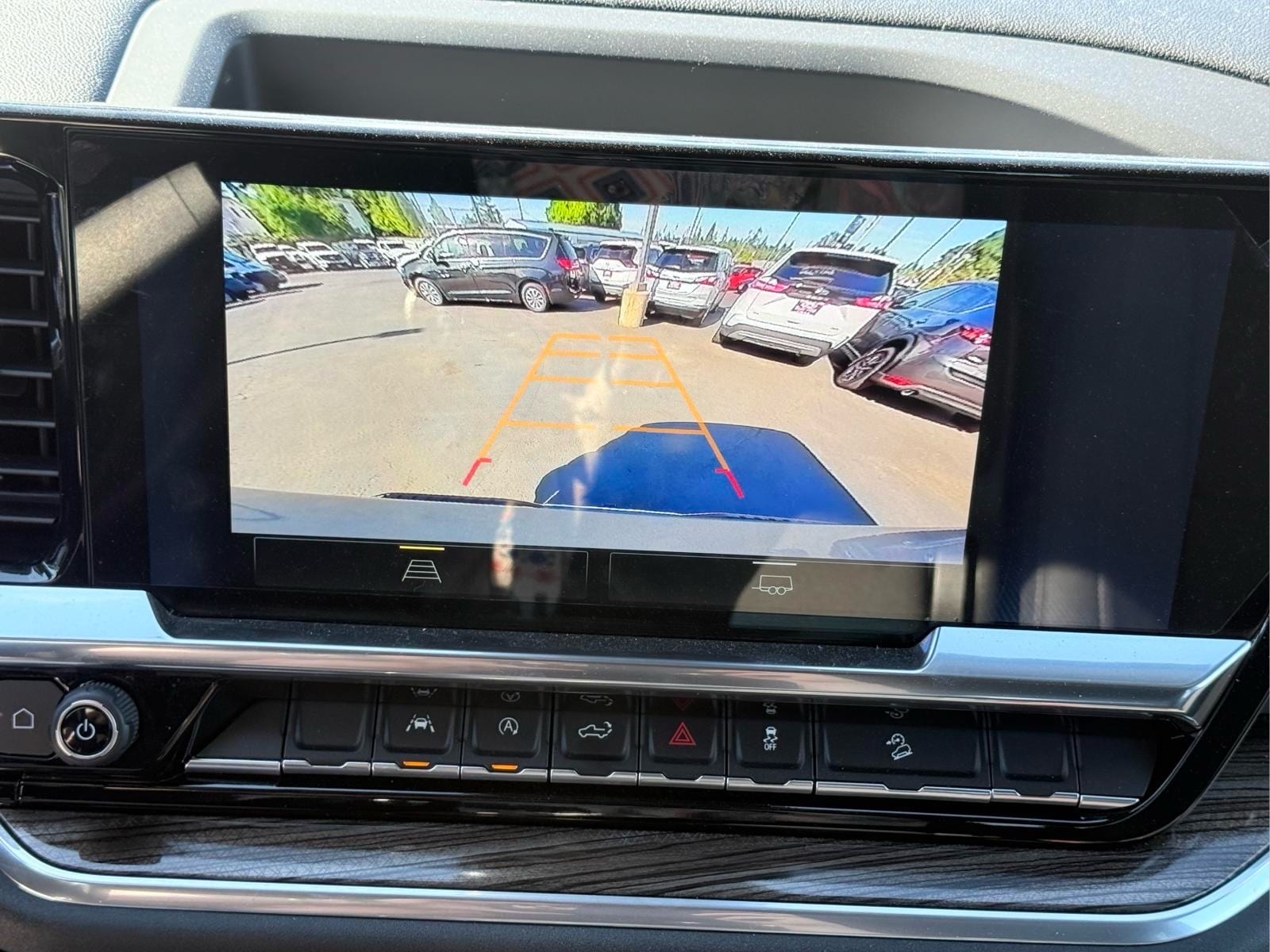 2025 Chevrolet Silverado 1500 LT - Photo 22