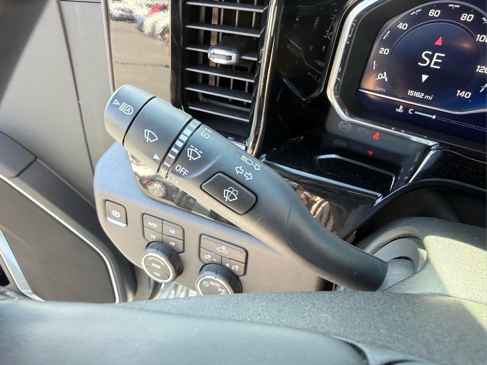 2025 Chevrolet Silverado 1500 LT - Photo 27