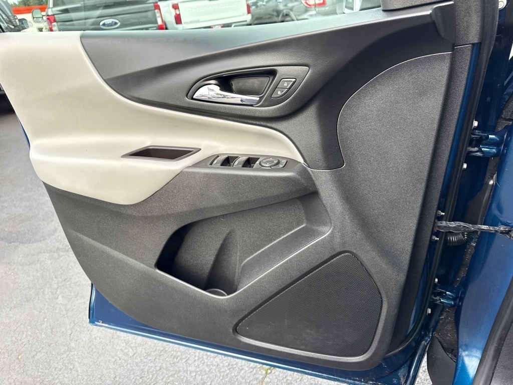 2021 Chevrolet Equinox LT - Photo 23