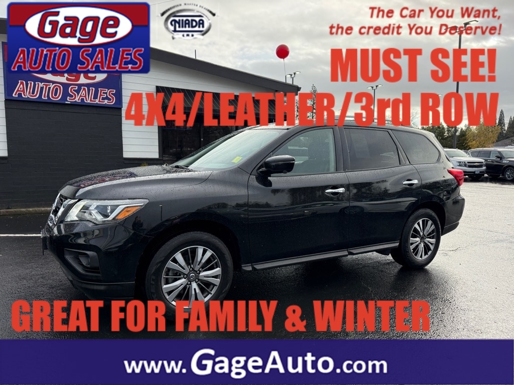 2019 Nissan Pathfinder SL's photo