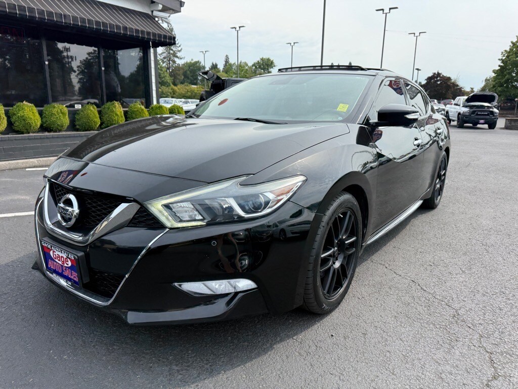 2018 Nissan Maxima Platinum photo 2