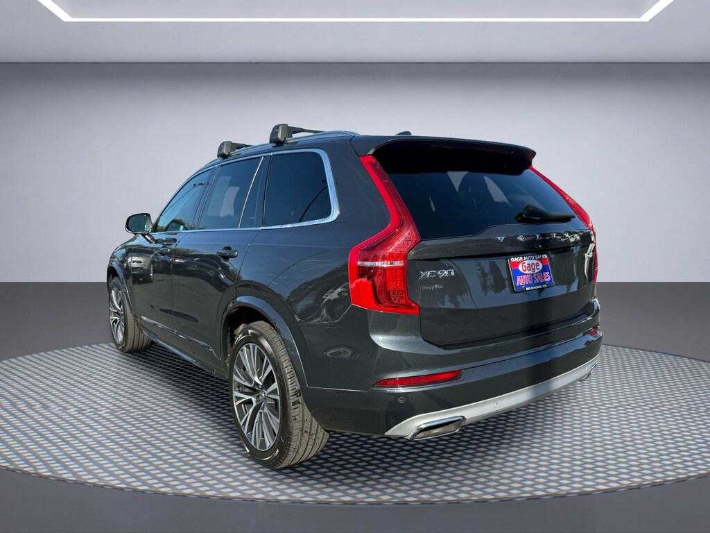 Used 2021 Volvo XC90 T6 Momentum 7-Passenger SUV